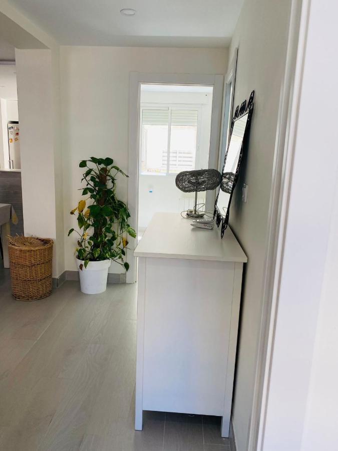 Apartamento Cuidad Ciencias Valencia Eksteriør billede