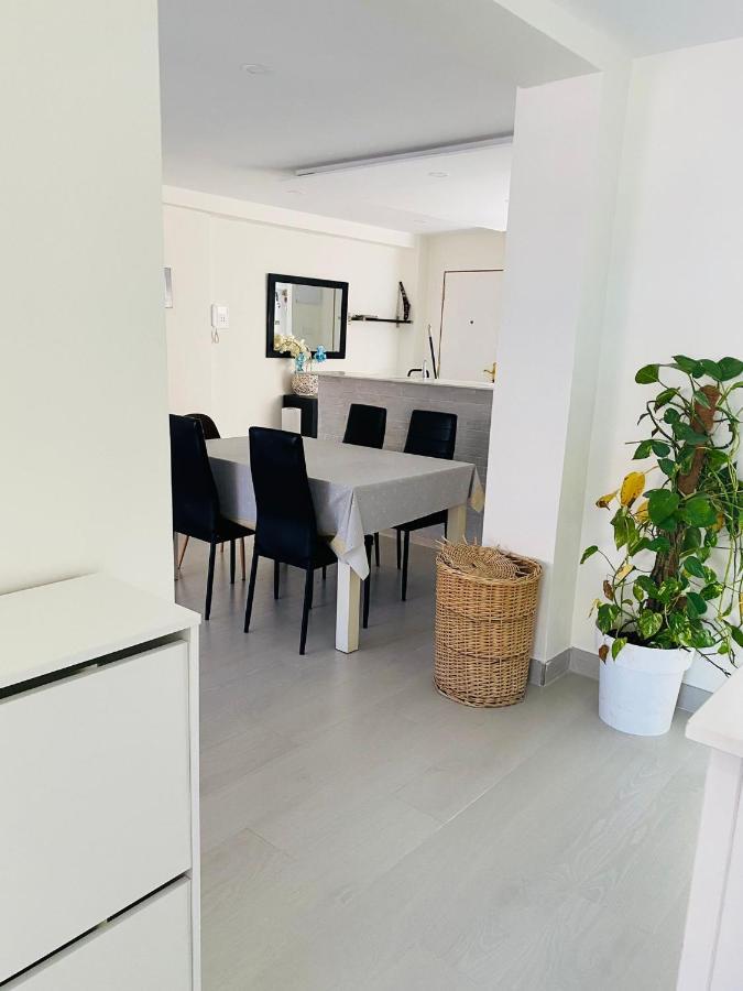 Apartamento Cuidad Ciencias Valencia Eksteriør billede